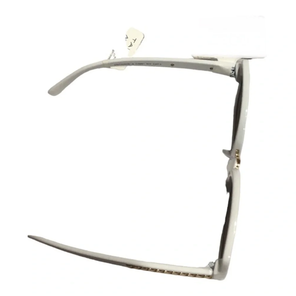 Tahari glamorous Jackie-o style white gold chainlink oversized oval‎ sunglasses